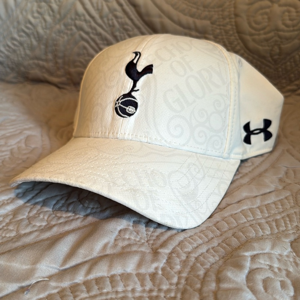 Tottenham Hotspur Under Armour flex hat